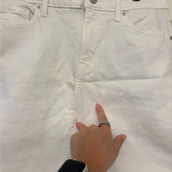 Old Navy White Denim Skirt - Picture 2 of 7